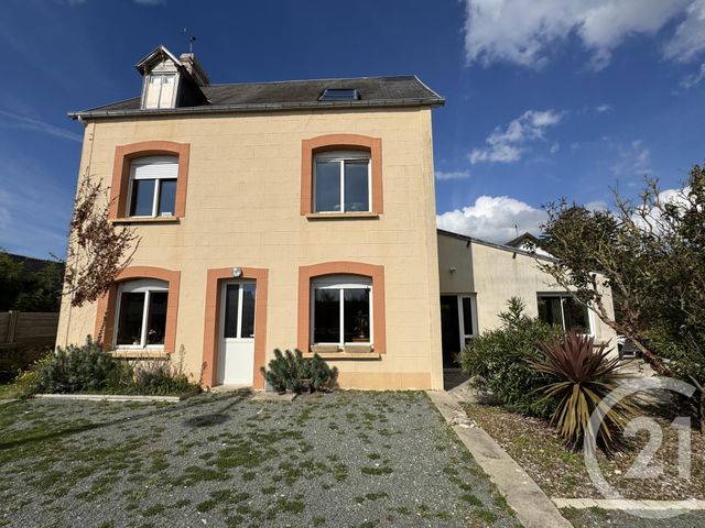 maison à vendre - 7 pièces - 190.4 m2 - AGON COUTAINVILLE - 50 - BASSE-NORMANDIE - Century 21 Royer Immo