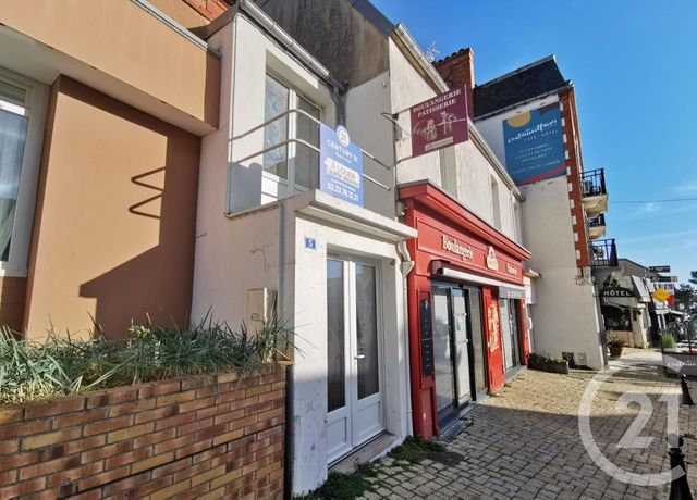 maison à louer - 2 pièces - 9.2 m2 - AGON COUTAINVILLE - 50 - BASSE-NORMANDIE - Century 21 Royer Immo