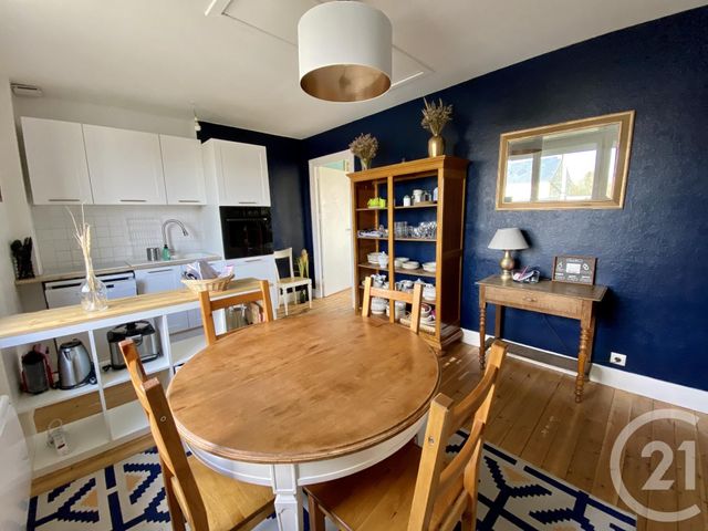 Appartement F3 à louer - 3 pièces - 52.02 m2 - AGON COUTAINVILLE - 50 - BASSE-NORMANDIE - Century 21 Royer Immo