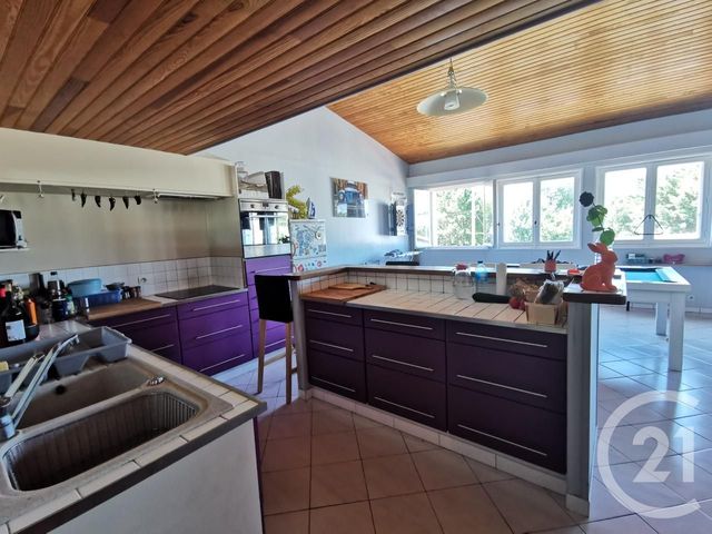 Appartement Duplex à vendre - 5 pièces - 108.66 m2 - AGON COUTAINVILLE - 50 - BASSE-NORMANDIE - Century 21 Royer Immo