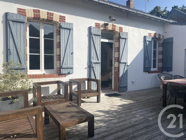 maison à louer - 4 pièces - 49.37 m2 - AGON COUTAINVILLE - 50 - BASSE-NORMANDIE - Century 21 Royer Immo