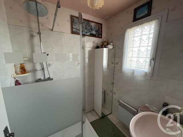 maison à vendre - 5 pièces - 107.82 m2 - GOUVILLE SUR MER - 50 - BASSE-NORMANDIE - Century 21 Royer Immo