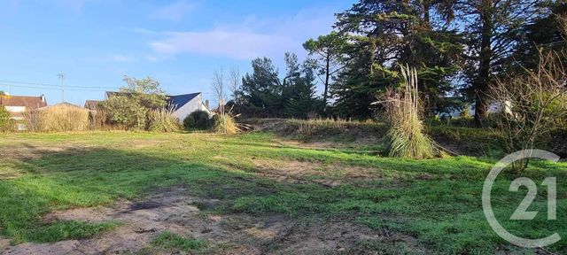 terrain à vendre - 1305.0 m2 - AGON COUTAINVILLE - 50 - BASSE-NORMANDIE - Century 21 Royer Immo