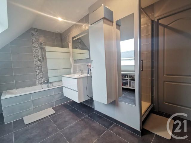 maison à vendre - 4 pièces - 106.0 m2 - TOURVILLE SUR SIENNE - 50 - BASSE-NORMANDIE - Century 21 Royer Immo