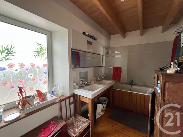 Afficher la photo en grand maison à vendre - 7 pièces - 170.2 m2 - MONTMARTIN SUR MER - 50 - BASSE-NORMANDIE - Century 21 Royer Immo