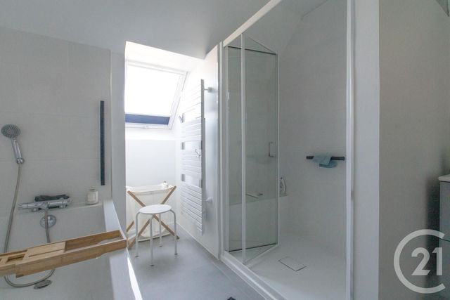 maison à vendre - 6 pièces - 170.0 m2 - AGON COUTAINVILLE - 50 - BASSE-NORMANDIE - Century 21 Royer Immo