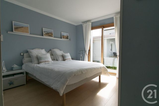 maison à vendre - 6 pièces - 170.0 m2 - AGON COUTAINVILLE - 50 - BASSE-NORMANDIE - Century 21 Royer Immo