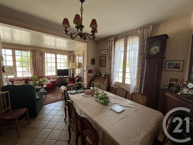 maison à vendre - 8 pièces - 145.54 m2 - AGON COUTAINVILLE - 50 - BASSE-NORMANDIE - Century 21 Royer Immo