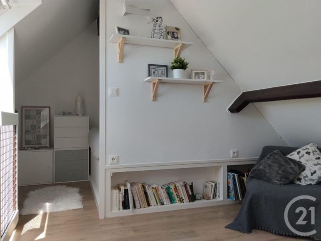 Appartement F2 à vendre - 3 pièces - 43.1 m2 - AGON COUTAINVILLE - 50 - BASSE-NORMANDIE - Century 21 Royer Immo