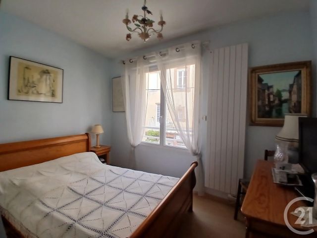 Appartement F5 à vendre - 4 pièces - 98.01 m2 - GRANVILLE - 50 - BASSE-NORMANDIE - Century 21 Royer Immo