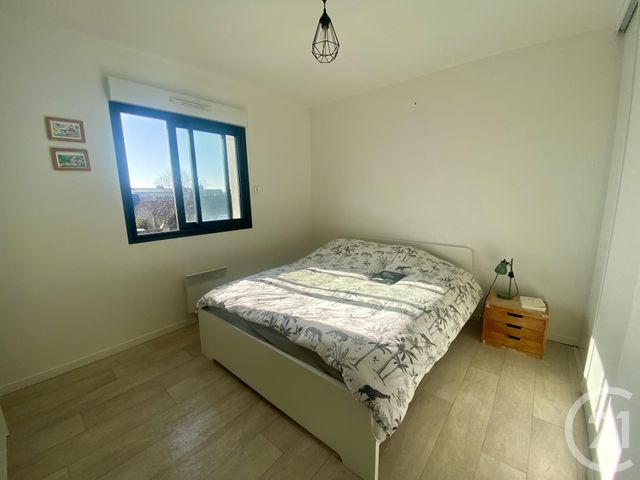 Appartement F3 à vendre - 3 pièces - 75.45 m2 - GRANVILLE - 50 - BASSE-NORMANDIE - Century 21 Royer Immo