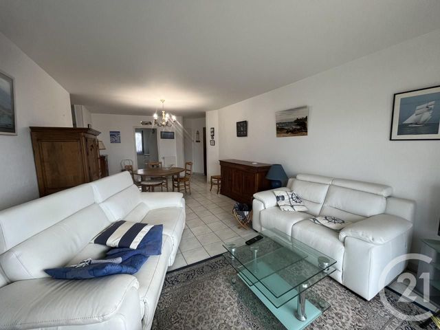 Appartement F4 à louer - 4 pièces - 75.5 m2 - GRANVILLE - 50 - BASSE-NORMANDIE - Century 21 Royer Immo