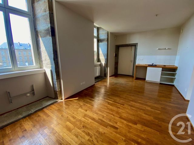 Afficher la photo en grand Appartement T2 à vendre - 2 pièces - 39.77 m2 - GRANVILLE - 50 - BASSE-NORMANDIE - Century 21 Royer Immo