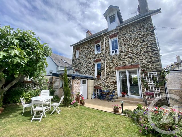 maison à vendre - 6 pièces - 105.2 m2 - GRANVILLE - 50 - BASSE-NORMANDIE - Century 21 Royer Immo