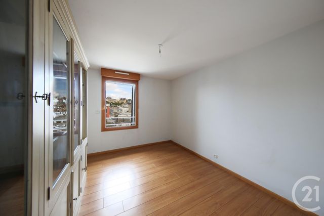 Afficher la photo en grand Appartement F3 à vendre - 3 pièces - 95.51 m2 - GRANVILLE - 50 - BASSE-NORMANDIE - Century 21 Royer Immo