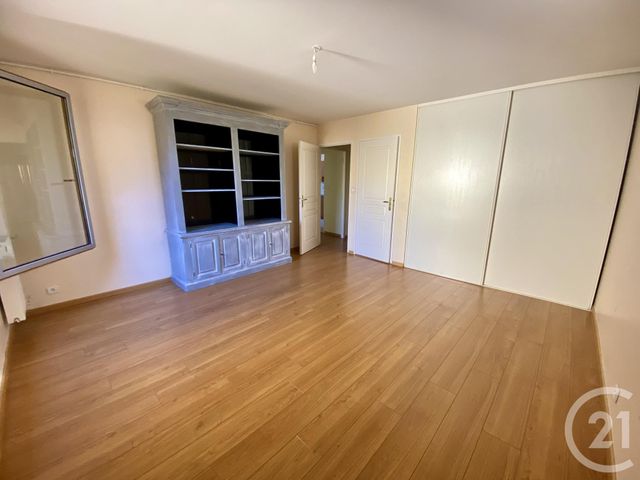 Afficher la photo en grand Appartement F3 à vendre - 3 pièces - 95.51 m2 - GRANVILLE - 50 - BASSE-NORMANDIE - Century 21 Royer Immo