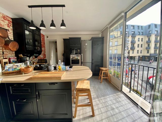 Appartement F6 à vendre - 6 pièces - 140.96 m2 - GRANVILLE - 50 - BASSE-NORMANDIE - Century 21 Royer Immo