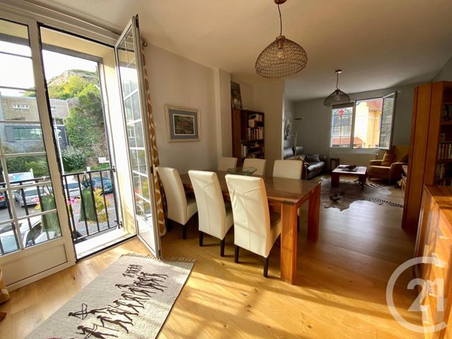 Appartement F6 à vendre - 6 pièces - 140.96 m2 - GRANVILLE - 50 - BASSE-NORMANDIE - Century 21 Royer Immo