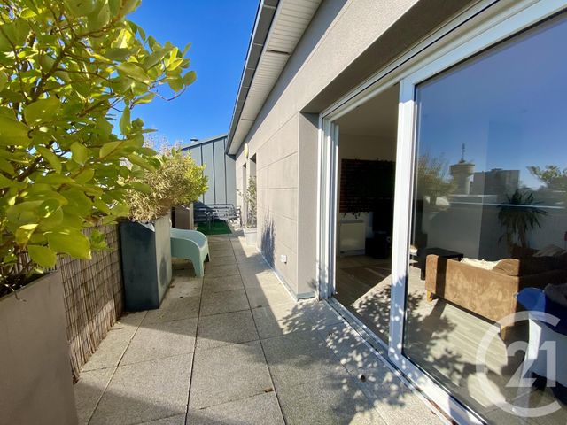 Appartement à vendre - 3 pièces - 65.0 m2 - GRANVILLE - 50 - BASSE-NORMANDIE - Century 21 Royer Immo
