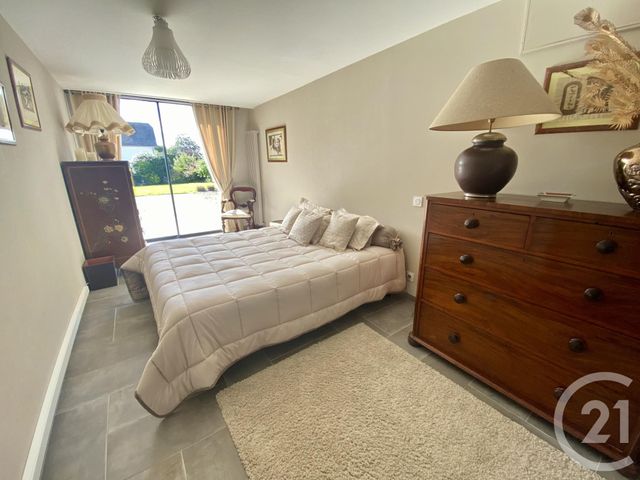 Afficher la photo en grand maison à vendre - 7 pièces - 286.0 m2 - DONVILLE LES BAINS - 50 - BASSE-NORMANDIE - Century 21 Royer Immo