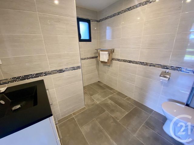 Afficher la photo en grand maison à vendre - 7 pièces - 286.0 m2 - DONVILLE LES BAINS - 50 - BASSE-NORMANDIE - Century 21 Royer Immo