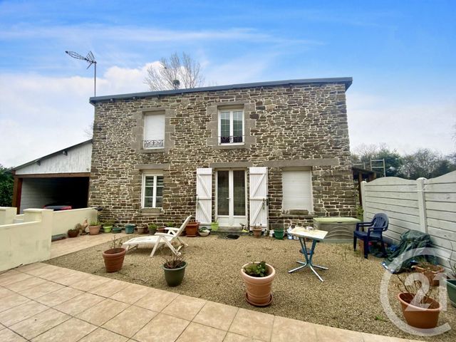 Afficher la photo en grand maison à vendre - 9 pièces - 203.51 m2 - ST SAUVEUR LA POMMERAYE - 50 - BASSE-NORMANDIE - Century 21 Royer Immo