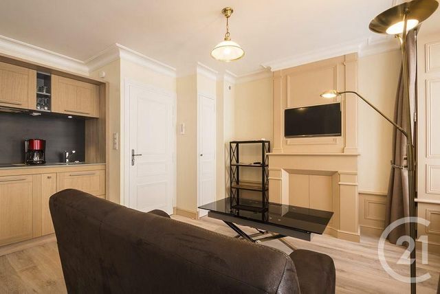 maison à vendre - 5 pièces - 180.0 m2 - GRANVILLE - 50 - BASSE-NORMANDIE - Century 21 Royer Immo