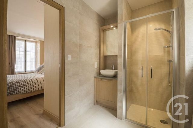 maison à vendre - 5 pièces - 180.0 m2 - GRANVILLE - 50 - BASSE-NORMANDIE - Century 21 Royer Immo