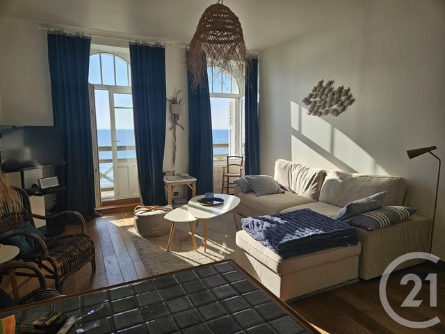Appartement F3 à vendre - 3 pièces - 60.22 m2 - JULLOUVILLE - 50 - BASSE-NORMANDIE - Century 21 Royer Immo