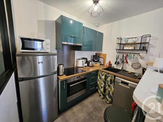 Afficher la photo en grand Appartement à vendre - 3 pièces - 43.0 m2 - DONVILLE LES BAINS - 50 - BASSE-NORMANDIE - Century 21 Royer Immo