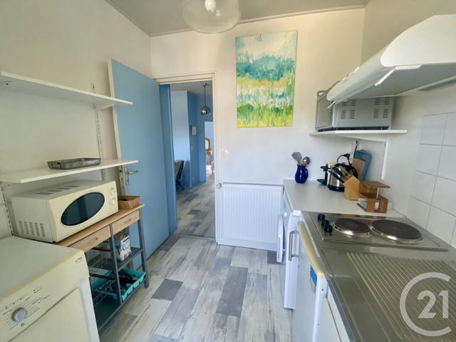 Appartement F3 à vendre - 3 pièces - 62.79 m2 - GRANVILLE - 50 - BASSE-NORMANDIE - Century 21 Royer Immo