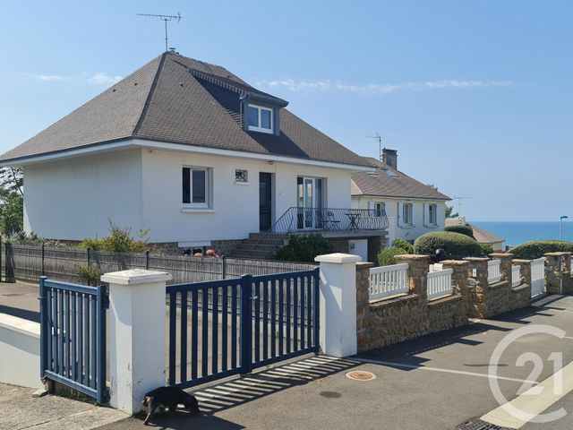 maison à vendre - 8 pièces - 160.0 m2 - DONVILLE LES BAINS - 50 - BASSE-NORMANDIE - Century 21 Royer Immo