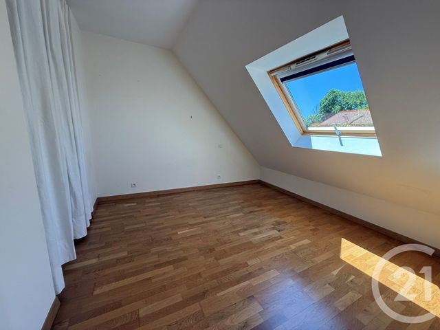 maison à vendre - 7 pièces - 199.0 m2 - JULLOUVILLE - 50 - BASSE-NORMANDIE - Century 21 Royer Immo