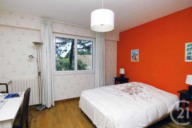 maison à vendre - 6 pièces - 142.0 m2 - JULLOUVILLE - 50 - BASSE-NORMANDIE - Century 21 Royer Immo