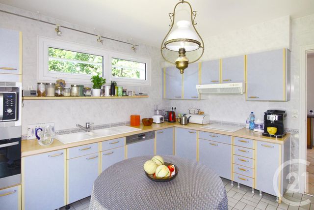 maison à vendre - 6 pièces - 142.0 m2 - JULLOUVILLE - 50 - BASSE-NORMANDIE - Century 21 Royer Immo