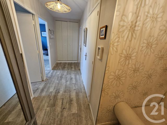 Appartement F2 à vendre - 2 pièces - 46.1 m2 - GRANVILLE - 50 - BASSE-NORMANDIE - Century 21 Royer Immo