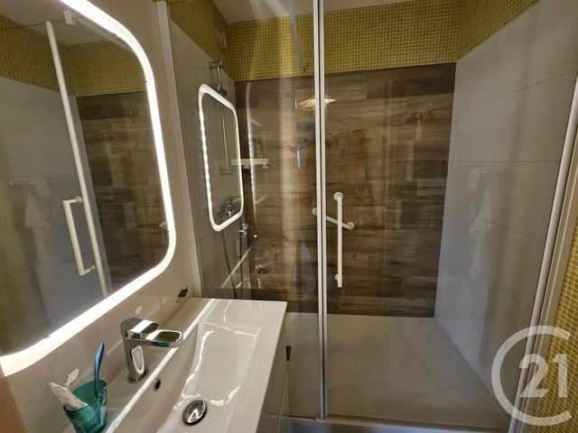 Appartement F2 à vendre - 2 pièces - 46.1 m2 - GRANVILLE - 50 - BASSE-NORMANDIE - Century 21 Royer Immo