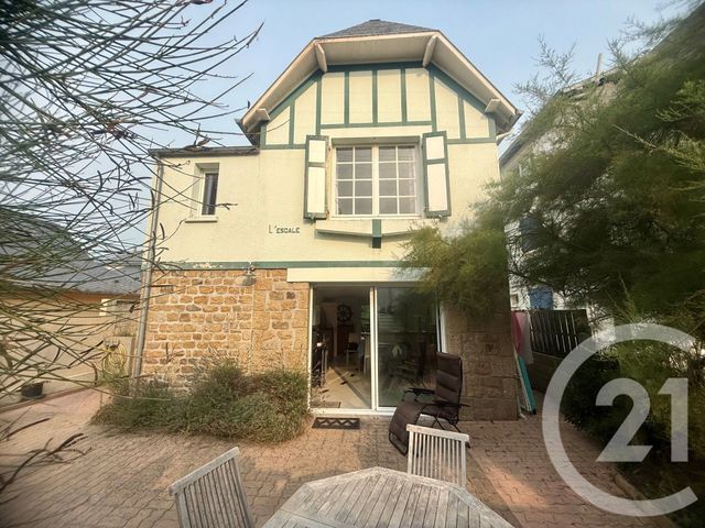 maison à vendre - 4 pièces - 77.0 m2 - JULLOUVILLE - 50 - BASSE-NORMANDIE - Century 21 Royer Immo