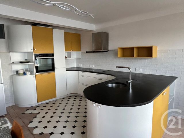 Appartement F4 à vendre - 5 pièces - 113.0 m2 - GRANVILLE - 50 - BASSE-NORMANDIE - Century 21 Royer Immo