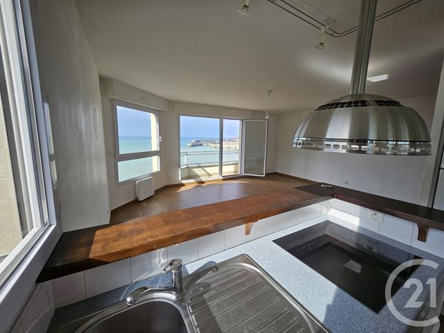 Appartement F3 à vendre - 3 pièces - 66.95 m2 - GRANVILLE - 50 - BASSE-NORMANDIE - Century 21 Royer Immo