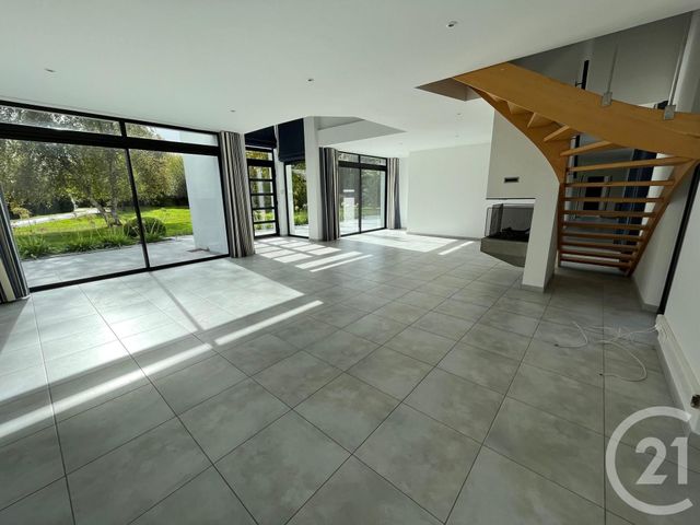 maison à vendre - 5 pièces - 225.0 m2 - GENETS - 50 - BASSE-NORMANDIE - Century 21 Royer Immo