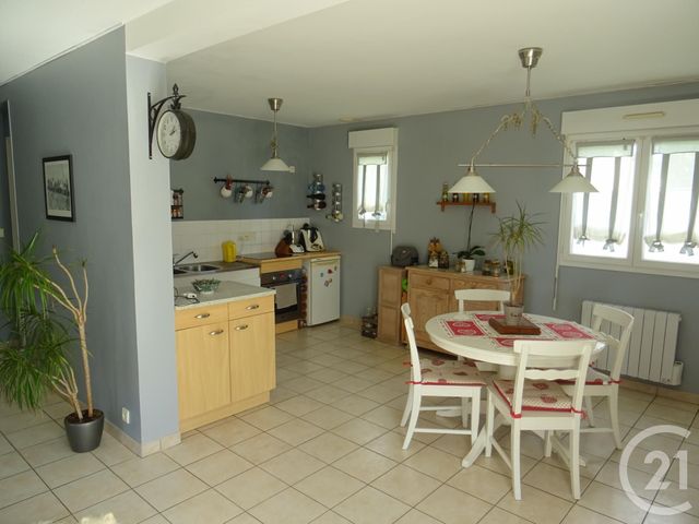 maison à vendre - 6 pièces - 97.0 m2 - ST PLANCHERS - 50 - BASSE-NORMANDIE - Century 21 Royer Immo