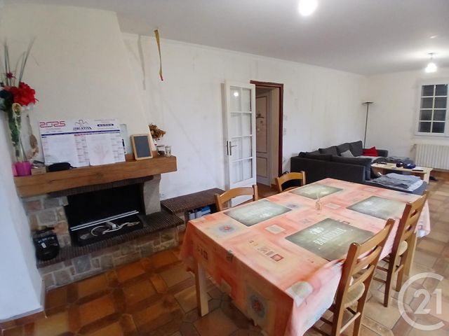 maison à vendre - 6 pièces - 133.5 m2 - ST JEAN DES CHAMPS - 50 - BASSE-NORMANDIE - Century 21 Royer Immo