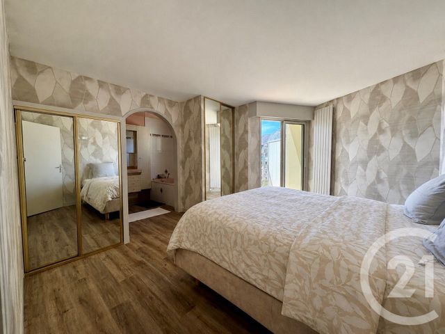 Appartement F5 à vendre - 5 pièces - 167.6 m2 - GRANVILLE - 50 - BASSE-NORMANDIE - Century 21 Royer Immo