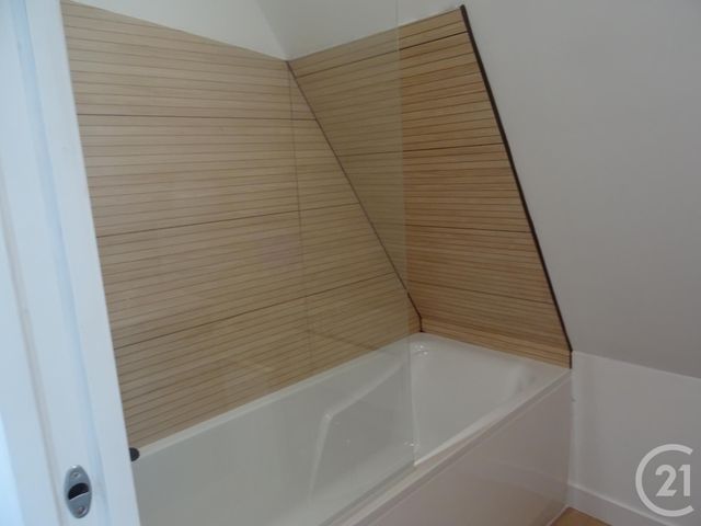 maison à vendre - 6 pièces - 106.5 m2 - ST PAIR SUR MER - 50 - BASSE-NORMANDIE - Century 21 Royer Immo