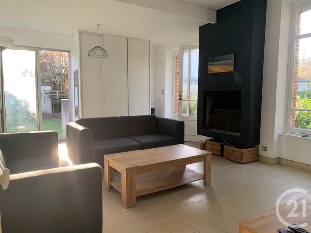 maison à vendre - 7 pièces - 112.12 m2 - JULLOUVILLE - 50 - BASSE-NORMANDIE - Century 21 Royer Immo