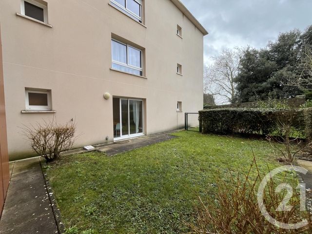 Appartement Studio à louer - 1 pièce - 25.0 m2 - GRANVILLE - 50 - BASSE-NORMANDIE - Century 21 Royer Immo