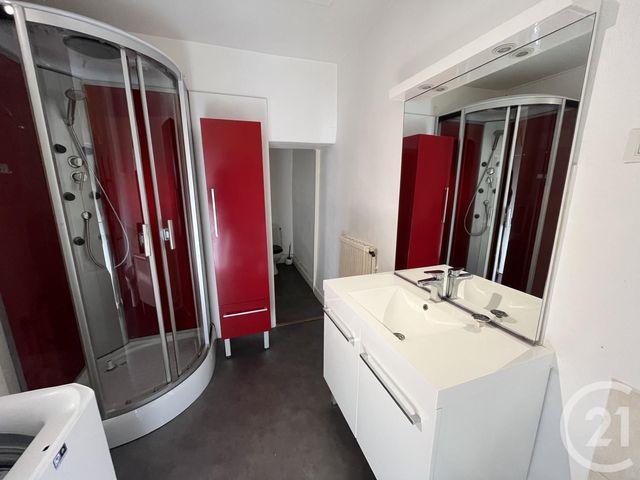 Appartement Duplex à louer - 3 pièces - 70.0 m2 - GRANVILLE - 50 - BASSE-NORMANDIE - Century 21 Royer Immo