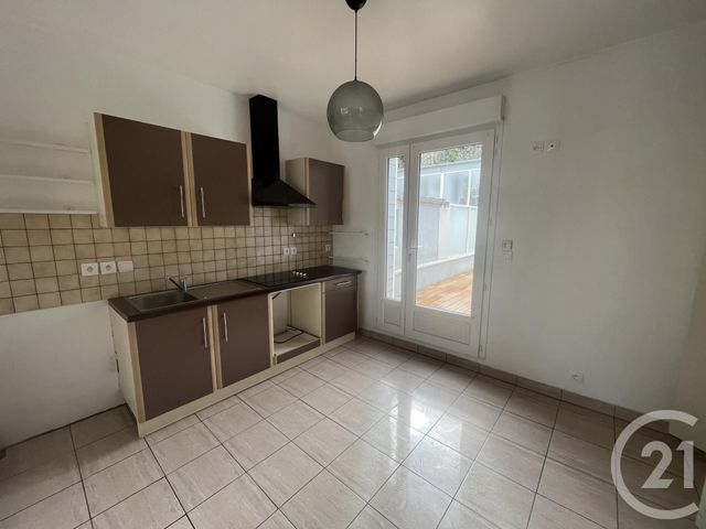 Appartement F5 à louer - 5 pièces - 121.0 m2 - GRANVILLE - 50 - BASSE-NORMANDIE - Century 21 Royer Immo