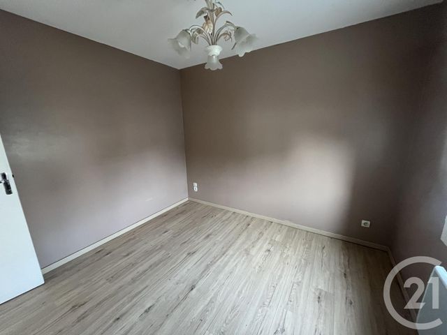 Appartement F3 à louer - 3 pièces - 47.13 m2 - GRANVILLE - 50 - BASSE-NORMANDIE - Century 21 Royer Immo